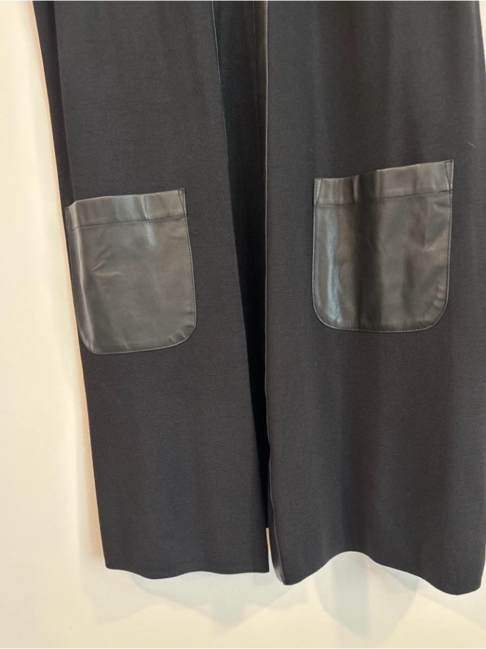Ralph Lauren Black Sleeveless Faux-Leather Trim Vest - Picture 6 of 8